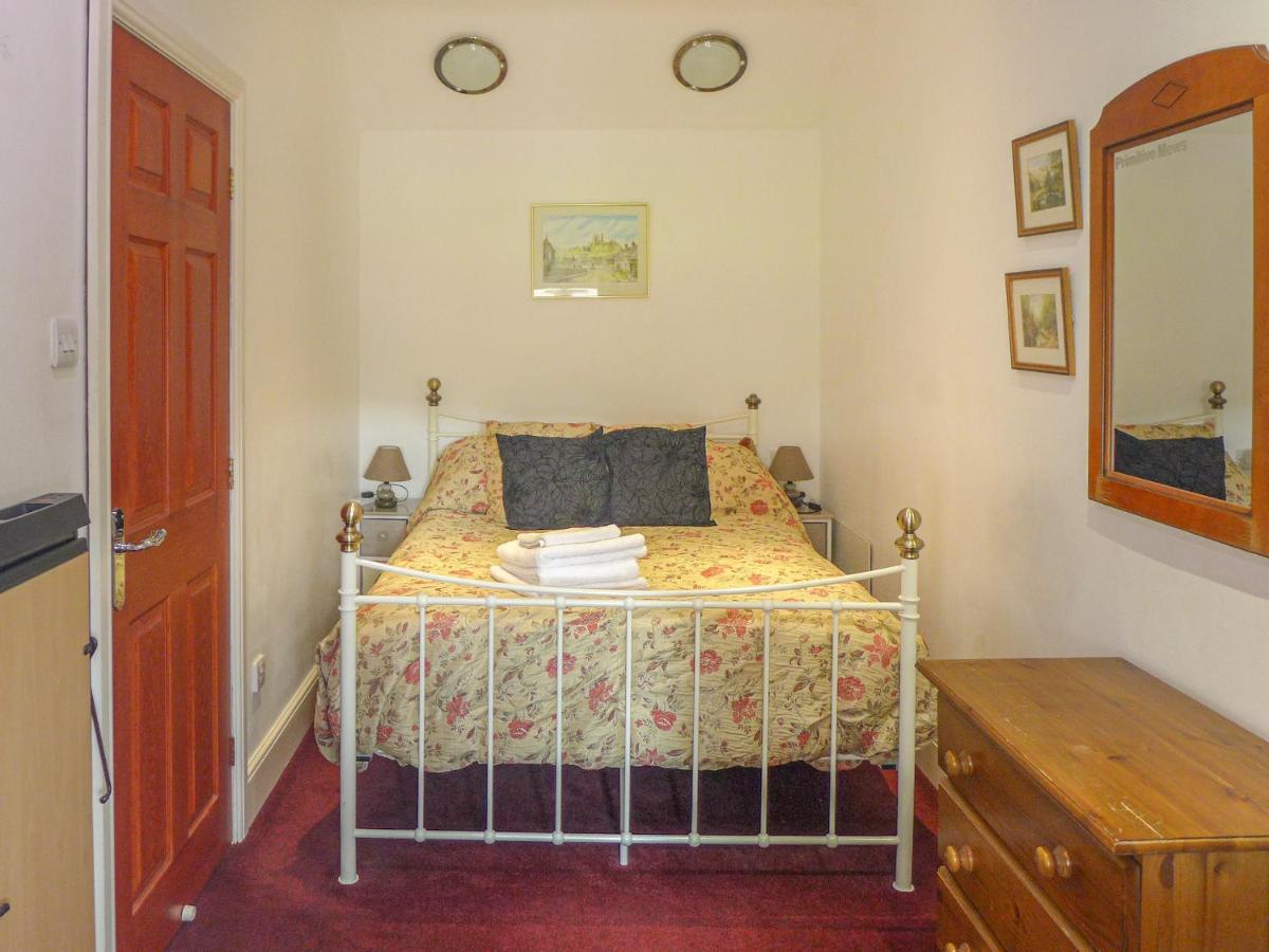 Вилла 3 Primitive Mews Chelmorton Экстерьер фото